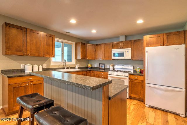 1852 E 26th Avenue, Anchorage, AK 99508