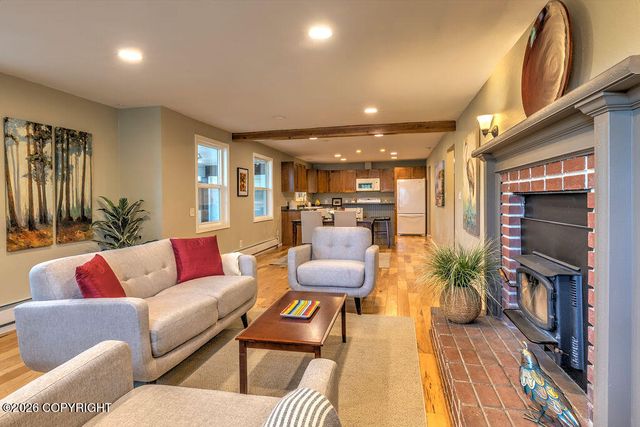 1852 E 26th Avenue, Anchorage, AK 99508