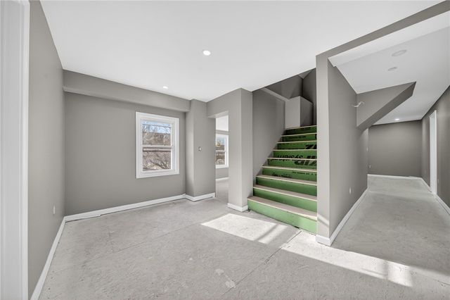 420 River Street, Woonsocket, RI 02895