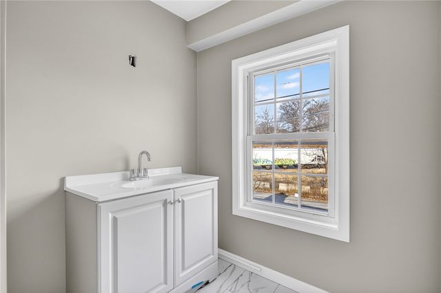 420 River Street, Woonsocket, RI 02895