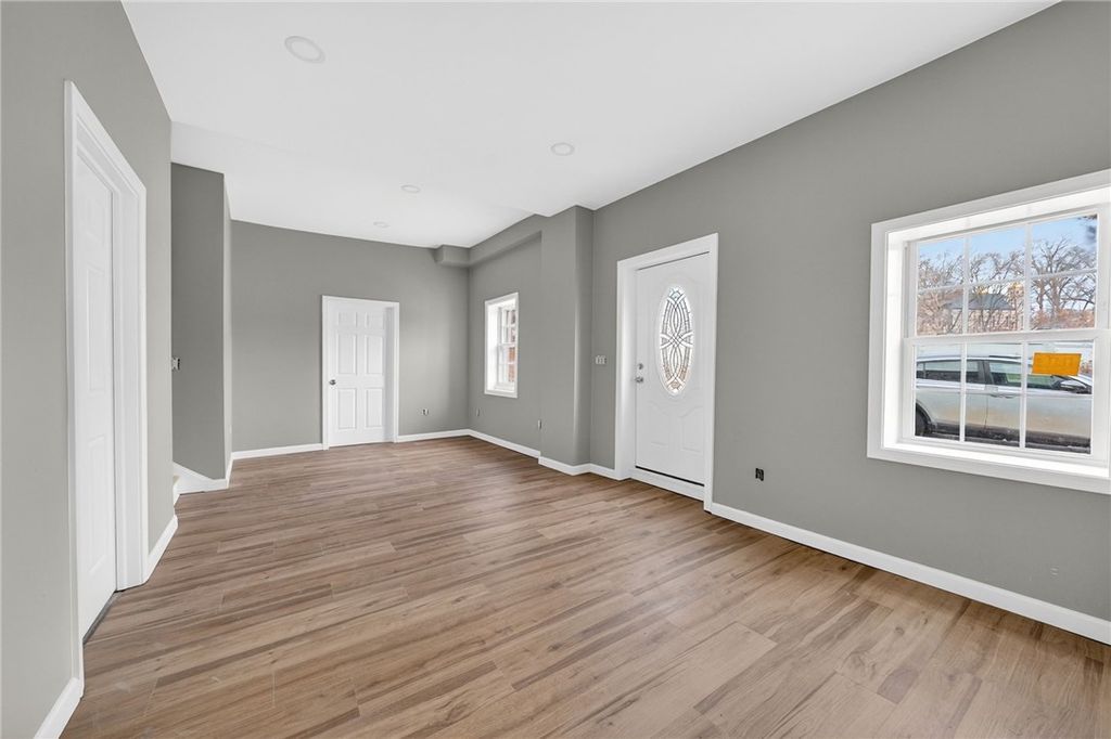 420 River Street, Woonsocket, RI 02895