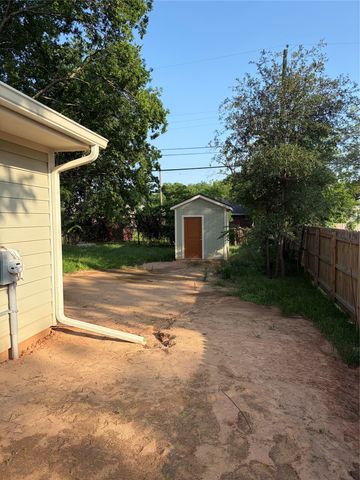 1025 Harlem Street, Waco, TX 76704