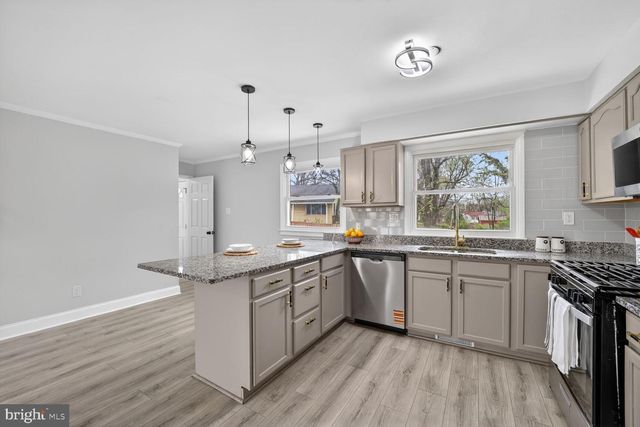 5511 HENDERSON WAY, Suitland, MD 20746