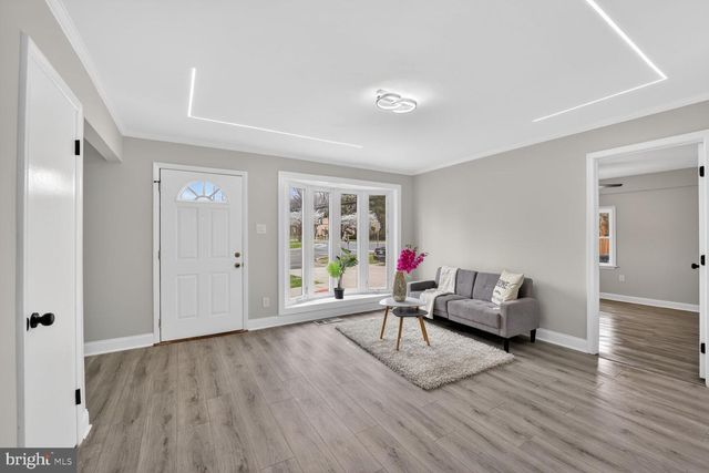 5511 HENDERSON WAY, Suitland, MD 20746