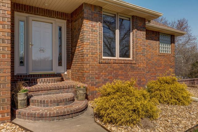 4037 S State Highway J, Rogersville, MO 65742