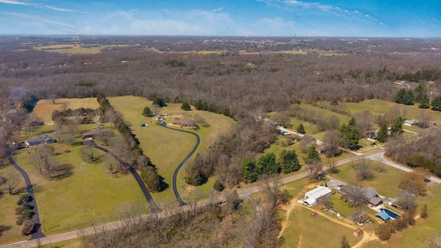 4037 S State Highway J, Rogersville, MO 65742