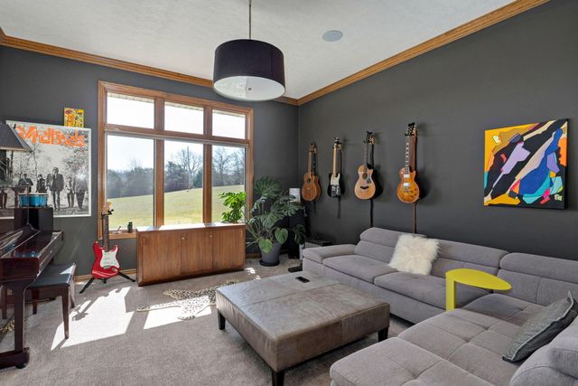 4037 S State Highway J, Rogersville, MO 65742