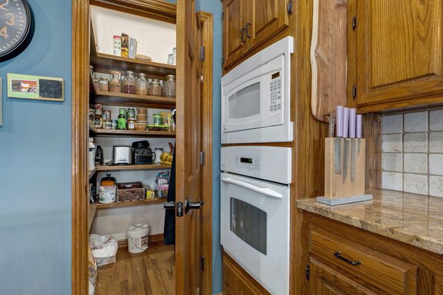 4037 S State Highway J, Rogersville, MO 65742