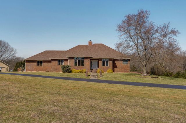 4037 S State Highway J, Rogersville, MO 65742