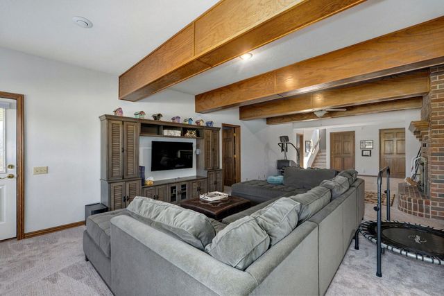 4037 S State Highway J, Rogersville, MO 65742