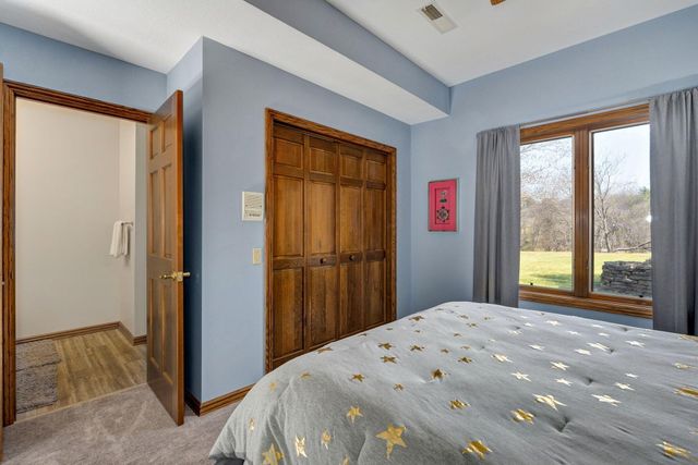 4037 S State Highway J, Rogersville, MO 65742