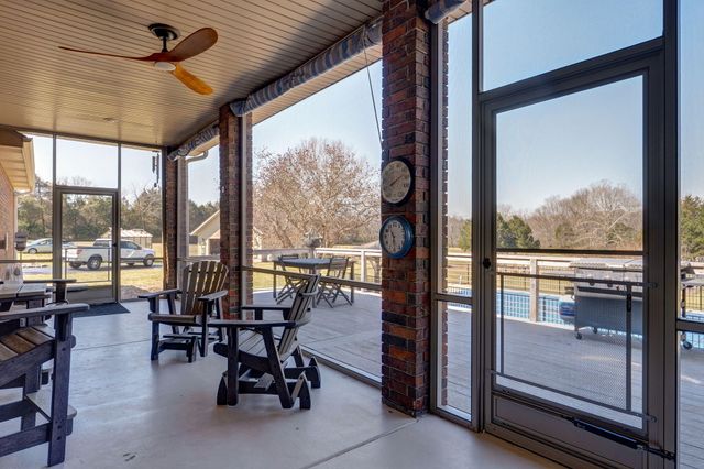 4037 S State Highway J, Rogersville, MO 65742