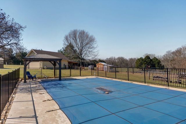 4037 S State Highway J, Rogersville, MO 65742