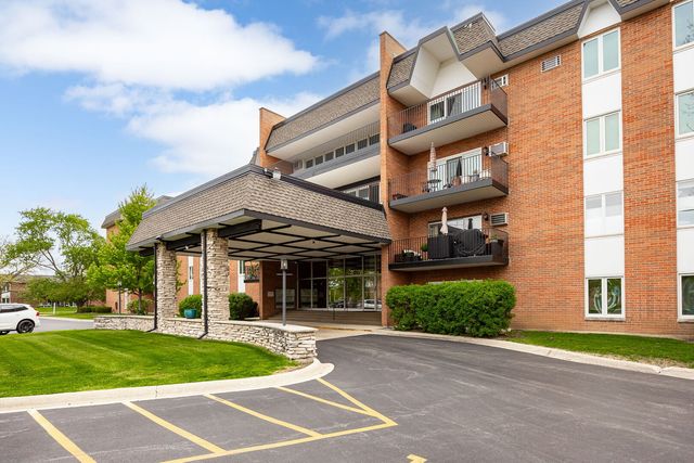 4221 Saratoga Avenue 410A, Downers Grove, IL 60515