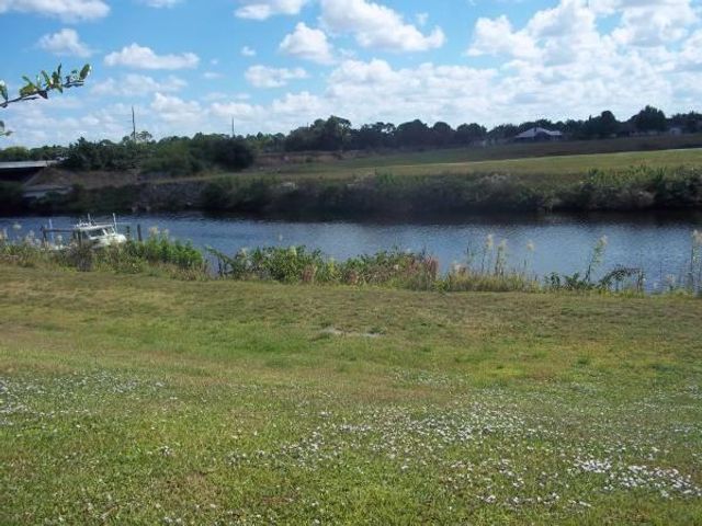 2643 SW Harem Circle, Port St Lucie, FL 34953