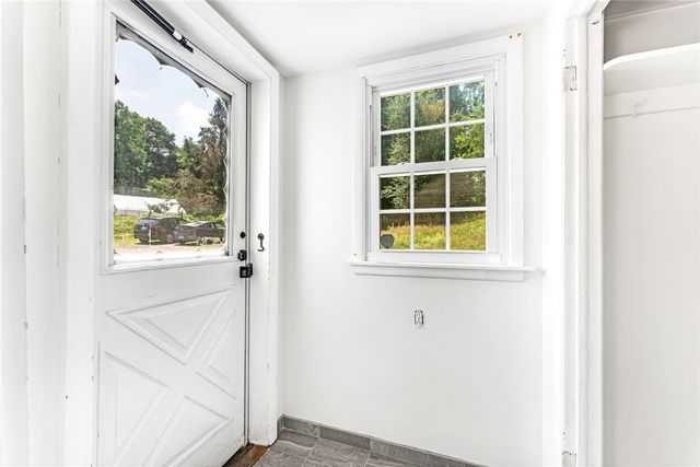 214 Highland Road, Tiverton, RI 02878