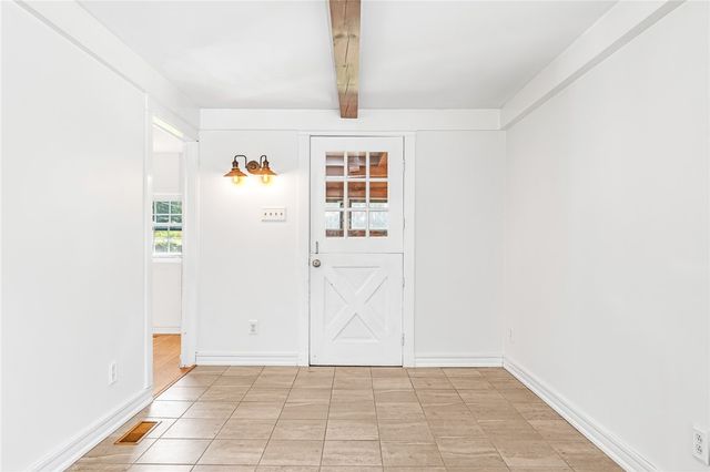 214 Highland Road, Tiverton, RI 02878