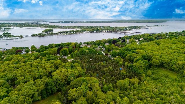 214 Highland Road, Tiverton, RI 02878