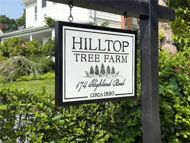 214 Highland Road, Tiverton, RI 02878