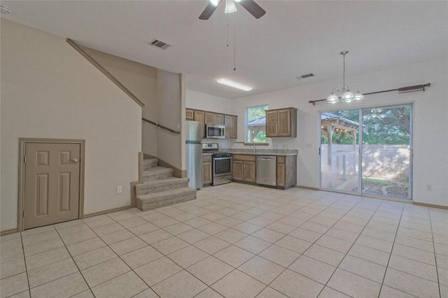 2903 Whisper Oaks LN A, Georgetown, TX 78628