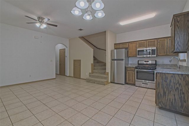 2903 Whisper Oaks LN A, Georgetown, TX 78628