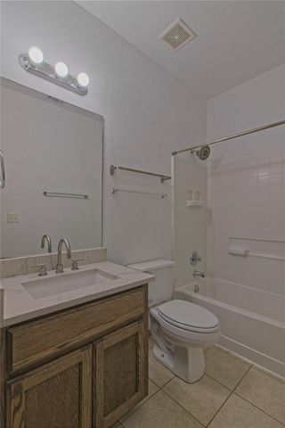 2903 Whisper Oaks LN A, Georgetown, TX 78628