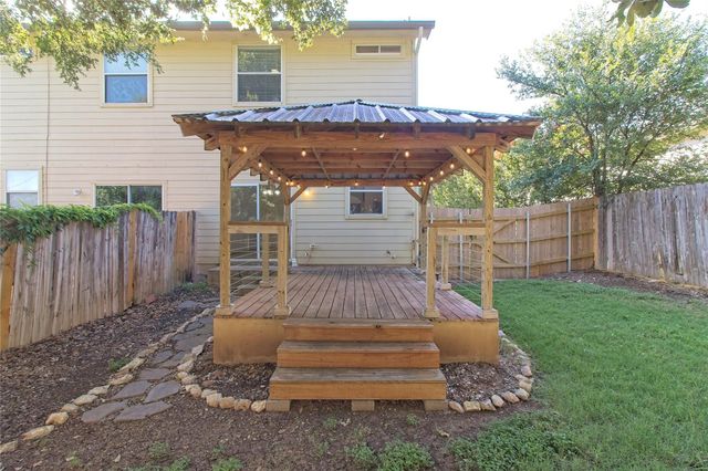 2903 Whisper Oaks LN A, Georgetown, TX 78628