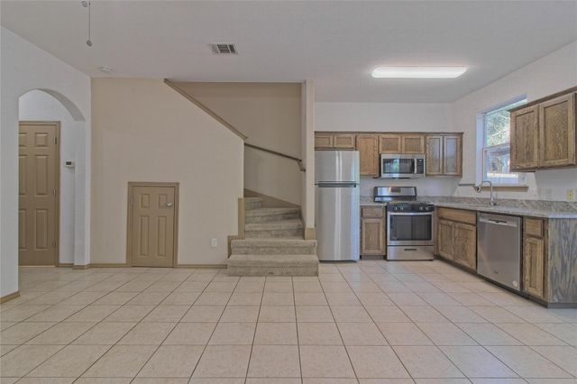 2903 Whisper Oaks LN A, Georgetown, TX 78628
