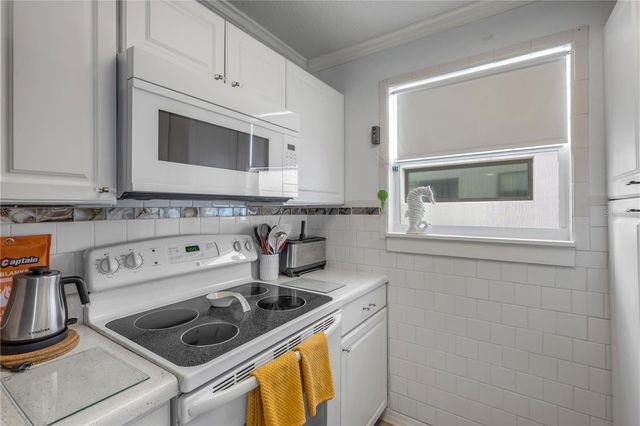 202 S ATLANTIC AVENUE, New Smyrna Beach, FL 32169
