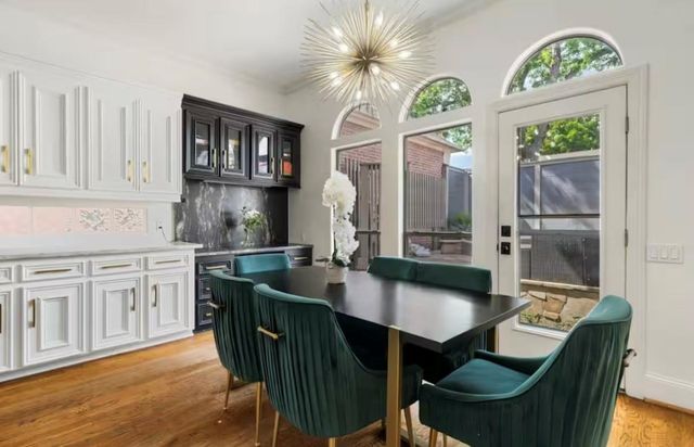 2133 Bering Drive, Houston, TX 77057