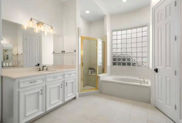 2133 Bering Drive, Houston, TX 77057