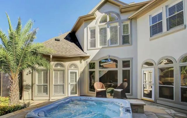 2133 Bering Drive, Houston, TX 77057