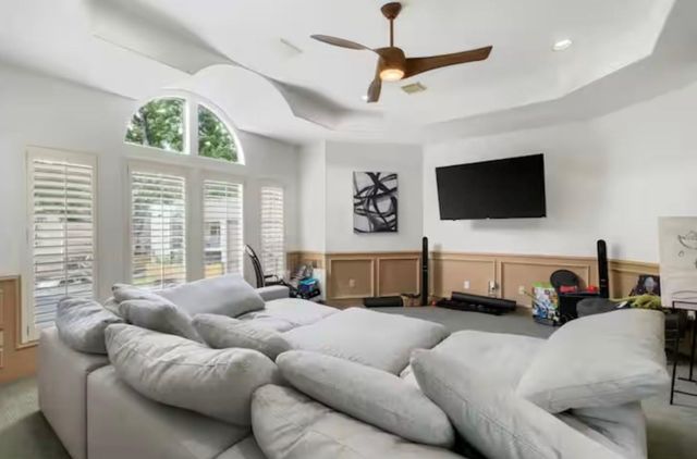 2133 Bering Drive, Houston, TX 77057