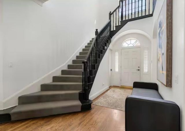 2133 Bering Drive, Houston, TX 77057