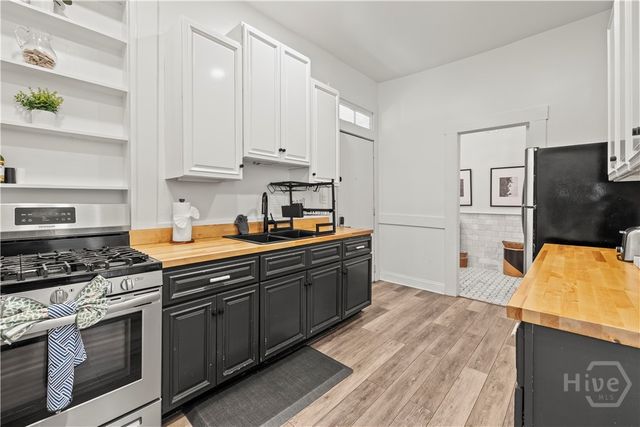 1212 Price Street, Savannah, GA 31401