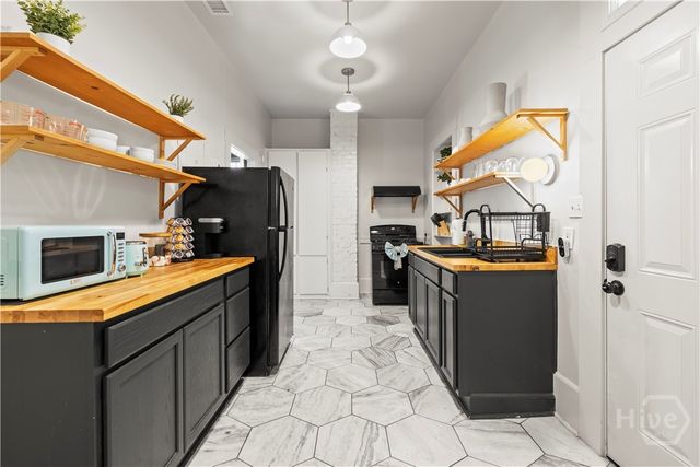 1212 Price Street, Savannah, GA 31401