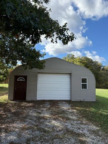 2359 N 1675 Street, Brownstown, IL 62418