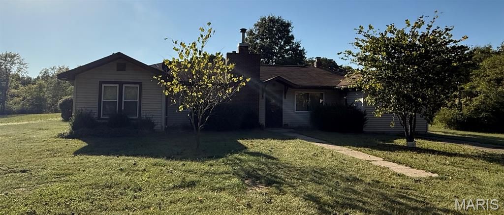 2359 N 1675 Street, Brownstown, IL 62418