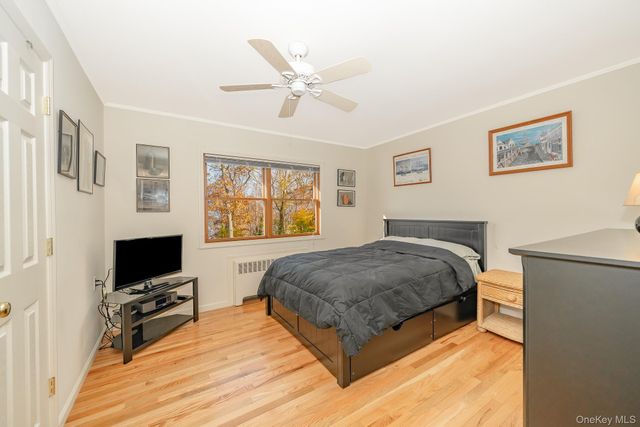 281 Richmond Avenue, Amityville, NY 11701