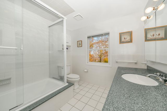 281 Richmond Avenue, Amityville, NY 11701