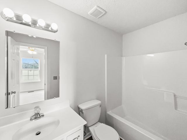 1596 Rock Springs Midland Rd, Christiana, TN 37037