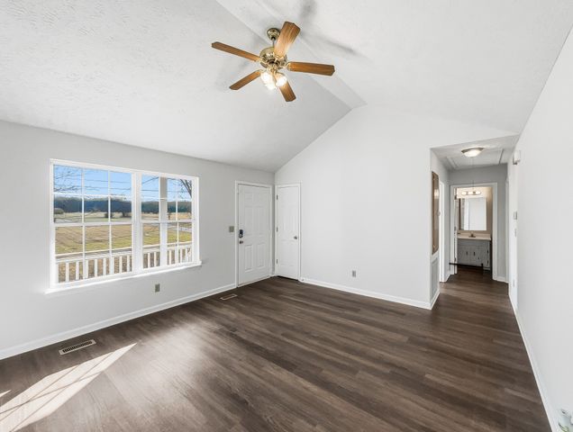 1596 Rock Springs Midland Rd, Christiana, TN 37037