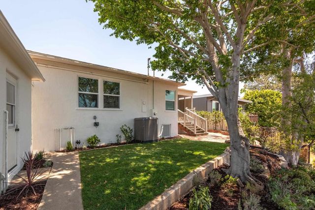 4630 Norma, San Diego, CA 92115