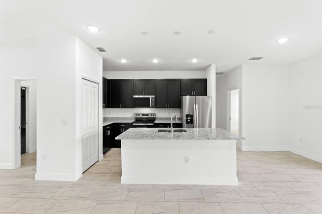 1575 W LAMPLIGHTER STREET, Citrus Springs, FL 34434