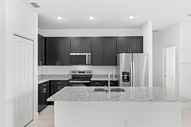 1575 W LAMPLIGHTER STREET, Citrus Springs, FL 34434