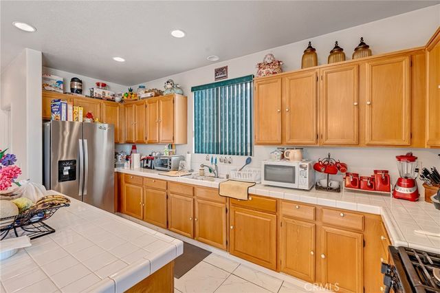 11036 Windcrest Court, Adelanto, CA 92301