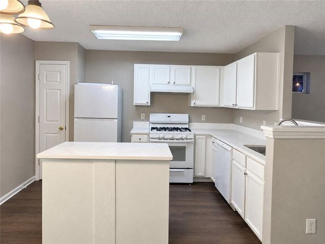 3389 Sable Chase Lane, South Fulton, GA 30349