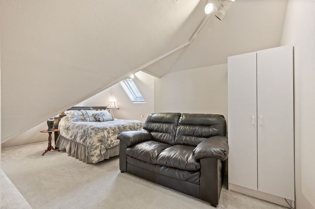 3528 Meadowside Drive, Bedford, TX 76021