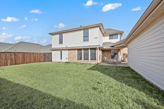 3528 Meadowside Drive, Bedford, TX 76021