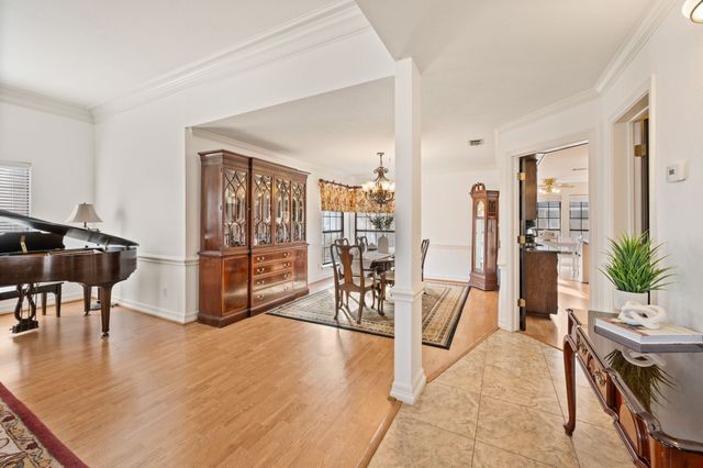 3528 Meadowside Drive, Bedford, TX 76021